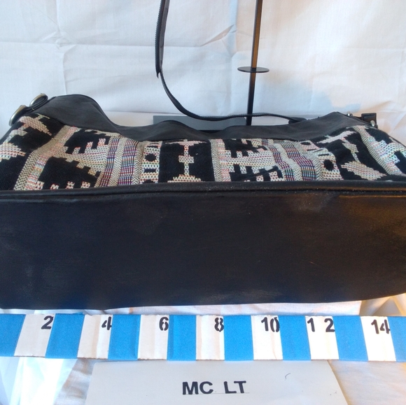 Maurice Large Utility Tote § - Picture 3 of 15